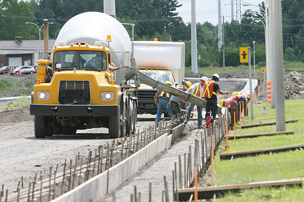 Best Concrete Driveway Installation  in Waynesville, MO